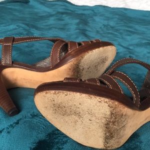 Banana Republic Shoes - Banana Republic high heels size 7 Banana Republic Shoes - Banana Republic high heels size 7